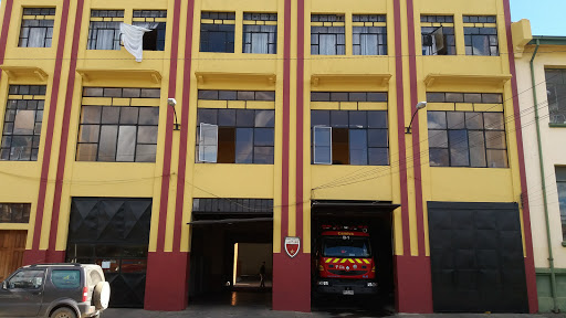 Cuerpo de Bomberos de Lautaro, Bilbao 245, Lautaro, Región IX, Chile, Cuartel de bomberos | Araucanía