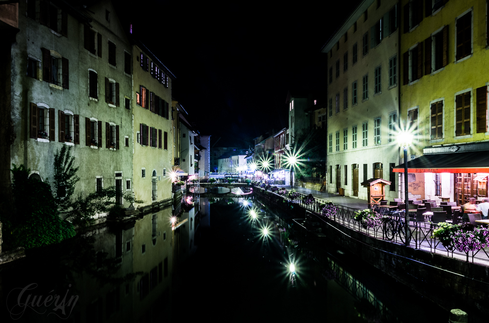 Annecy: La ville, la nuit N°3 _SEB3019