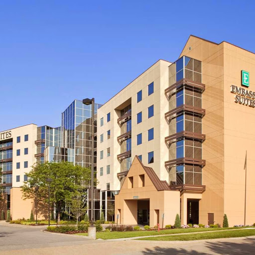 Embassy Suites by Hilton St. Louis Airport