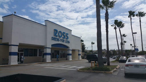 Clothing Store «Ross Dress for Less», reviews and photos, 20519 S Dixie Hwy, Cutler Bay, FL 33189, USA