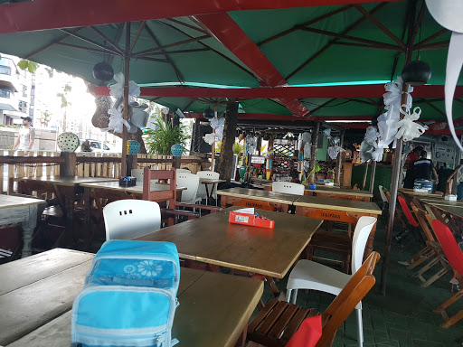 Carlito Restaurante e Pizarria | Maceió, Av. Álvaro Otacílio, 32 - Ponta Verde, Maceió - AL, 57035-180, Brasil, Pizaria, estado Alagoas