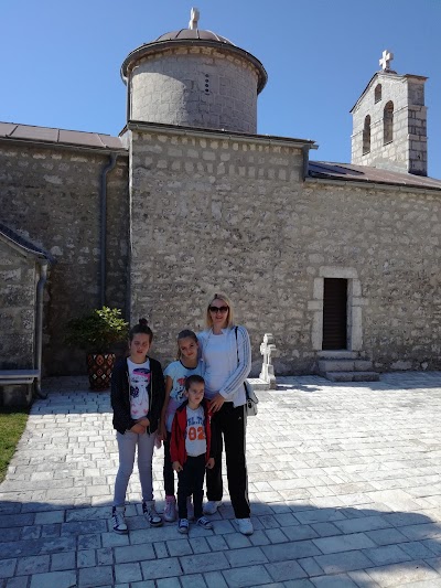 Photos of Manastir Ćelija piperska