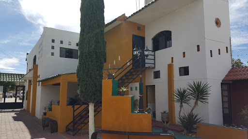Casa De Los Rios-Hospedaje, Privada Articulo 115 Const. 808, Zona Centro, 20800 Calvillo, Ags., México, Alojamiento en interiores | AGS
