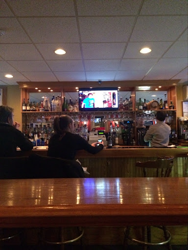Portuguese Restaurant «Trackside Bar & Grill», reviews and photos, 30 Warren St, Peabody, MA 01960, USA