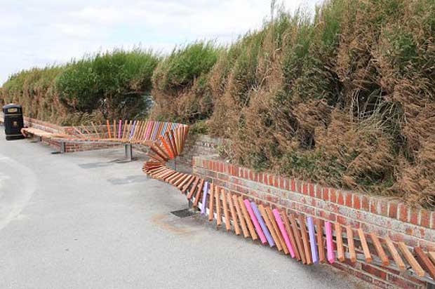 The Longest Bench by Studio Weave The Longest Bench by Studio Weave
