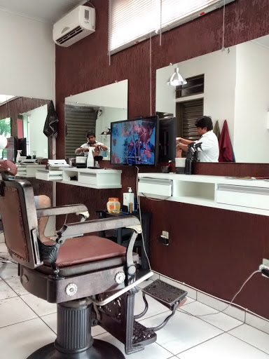 BARBEARIA MOUP, R. Dom Silvério, 95A - Rosário, Araguari - MG, 38440-060, Brasil, Serviços_Barbearias, estado Minas Gerais