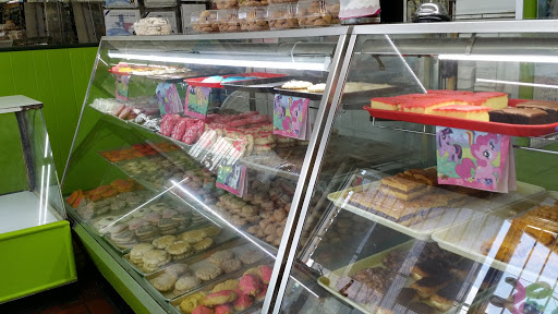 Bakery «La Esmeralda Bakery», reviews and photos, 739 New Laredo Hwy, San Antonio, TX 78211, USA