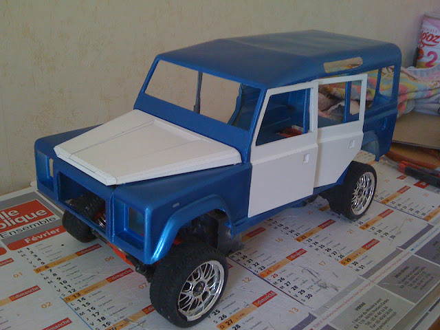 Un 4x4 défender pour RC IMG_0294