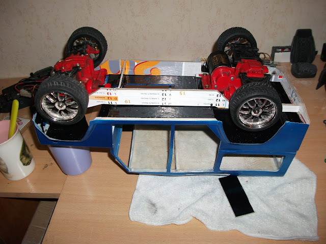 Un 4x4 défender pour RC DSCF1853