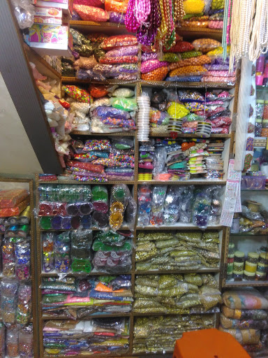 Kumar Stores, No.28, Avenue Rd, Ganigarpet, Bengaluru, Karnataka 560002, India, Cosmetics_Shop, state KA