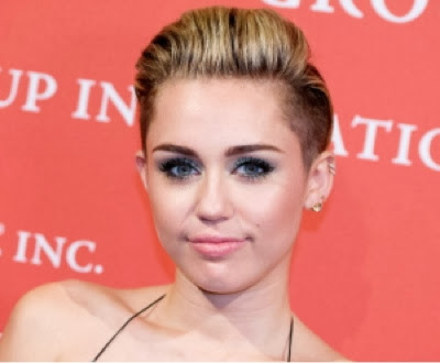 Pin på Miley Cyrus Mania
