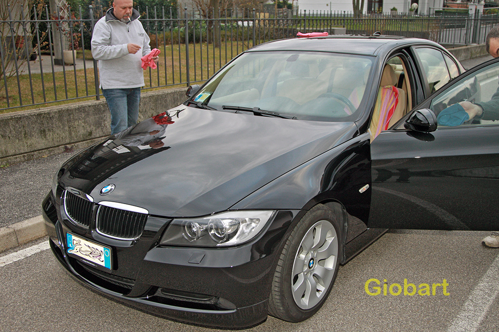 AGDetailing - BMW 320d E90 - Bulghe e il suo regalo - aiutanti Dado7l e Raviola B84C9460