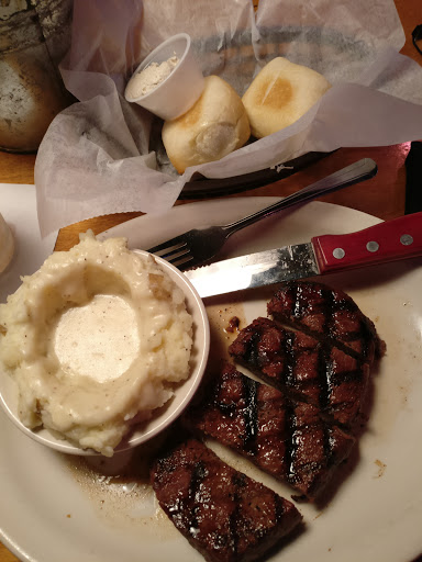 Steak House «Texas Roadhouse», reviews and photos, 4805 S Expressway 83, Harlingen, TX 78550, USA