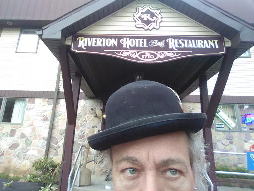 American Restaurant «Riverton Hotel and Restaurant», reviews and photos, 7758 Martins Creek Belvidere Hwy, Bangor, PA 18013, USA