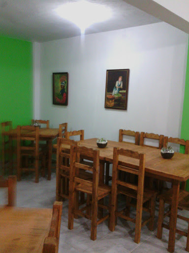 Nuts&Greens, SUR 7 452, entre Oriente 8 y Oriente 10, Centro, 94300 Orizaba, Ver., México, Restaurante de comida saludable | VER