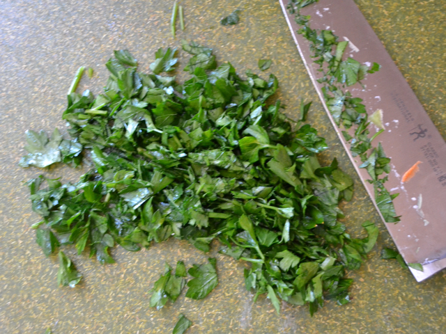 chop parsley