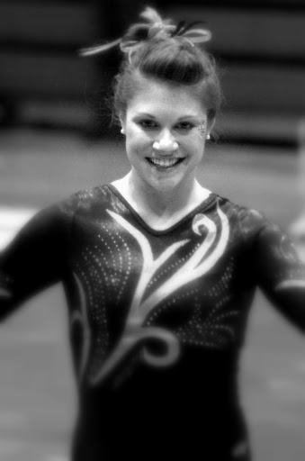 IMAGE: https://lh6.googleusercontent.com/-UBQLXnESEEQ/T1RWFBVRWlI/AAAAAAAAGWE/dyfSPfQI7Vw/s512/IMG_6608.JPG