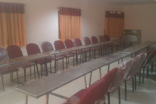TOP IN TOWN CATERING SERVICES, B-54, SHIVA COMPLEX, NEAR COLLECTOR OFFICE, OLD POST OFFICE ROAD, Coimbatore, Tamil Nadu 641018, India, Restaurant_Supply_Store, state TN