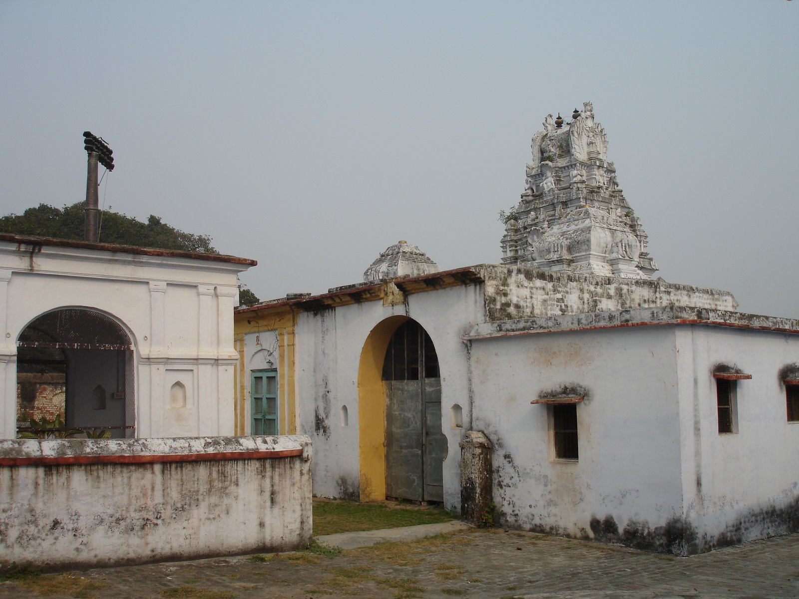 Sri Ramar Temple, Ayodhya (Thiru Ayodhi) Uttar Pradesh - Divya Desam 98 Sri Ramar Temple, Ayodhya (Thiru Ayodhi) Uttar Pradesh - Divya Desam 98
