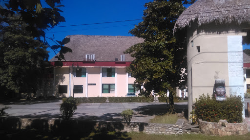 Villas Kin-Ha, Carret. Palenque-Rrinas, KM. 2.7, 29960 Palenque, Chis., México, Hotel | CHIS