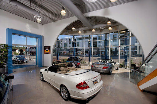 Mercedes Benz Showroom