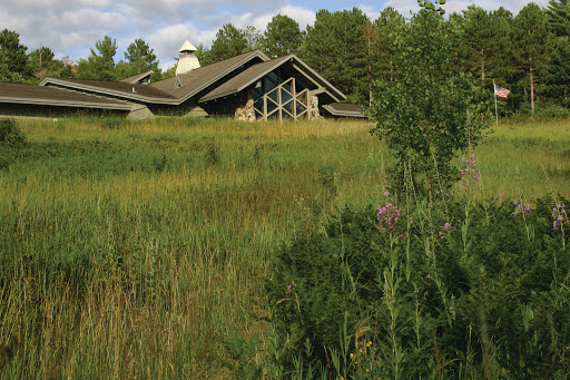 International Wolf Center