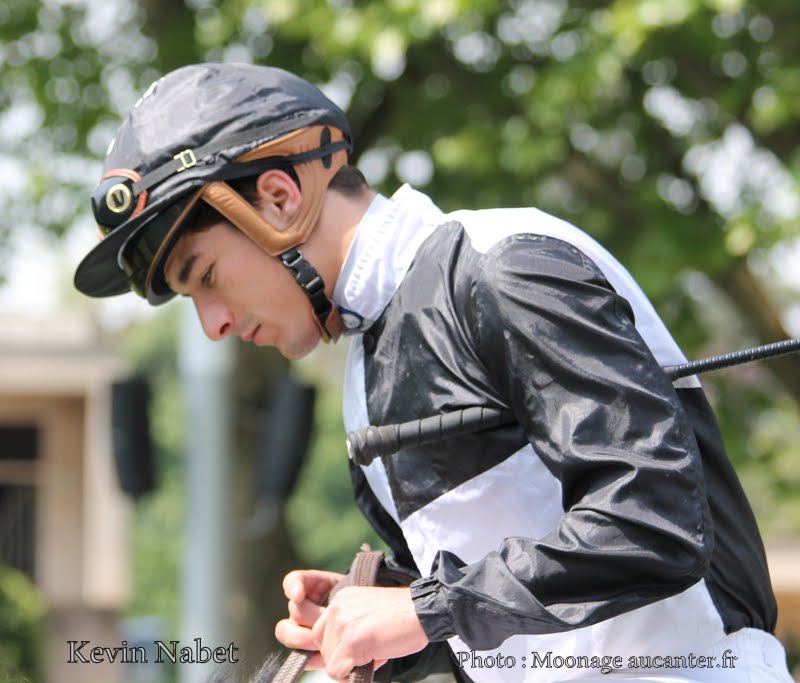 Jockeys' attitudes IMG_0777