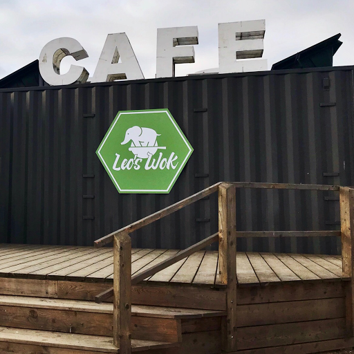 Leo’s Wok Café logo