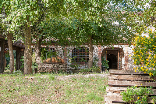 Bacco e Bivacco Country House