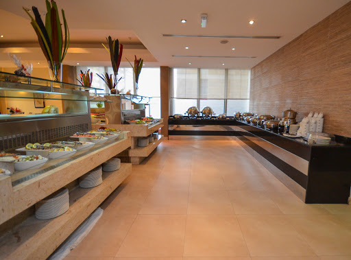La Piazza Restaurant, First Floor, Holiday Inn Abu Dhabi Downtown, ayed The First Road, P.O.B 32430, Abu Dhabi - Abu Dhabi - United Arab Emirates, Buffet Restaurant, state Abu Dhabi