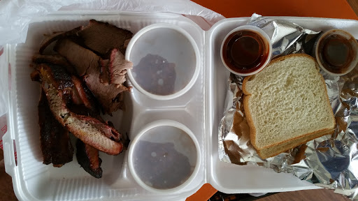 Barbecue Restaurant «The Hut», reviews and photos, 1804 N 16th St, Orange, TX 77630, USA