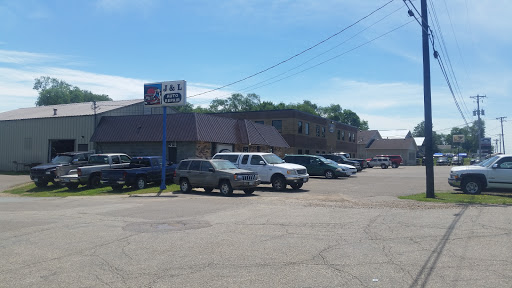 Auto Repair Shop «J&L Auto Repair», reviews and photos, 22380 Chippendale Ave, Farmington, MN 55024, USA