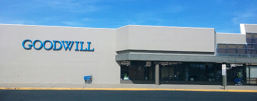 Thrift Store «Goodwill Store & Donation Center», reviews and photos, 1487 W Street Rd, Warminster, PA 18974, USA