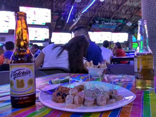 Diablitos Bar Sport, 6a. Avenida Sur 159, San Sebastian, 30790 Tapachula de Córdova y Ordoñez, Chis., México, Pub | CHIS