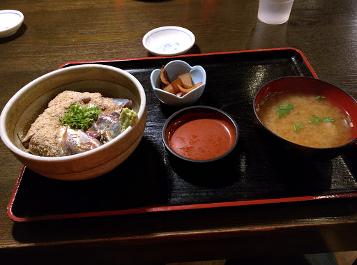 博多魚がし 市場会館店