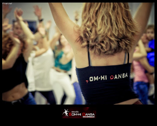Escola Som-hi dansa