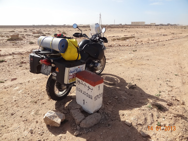 Marrocos e Mauritãnia a Queimar Pneu e Gasolina - Página 5 DSC05809