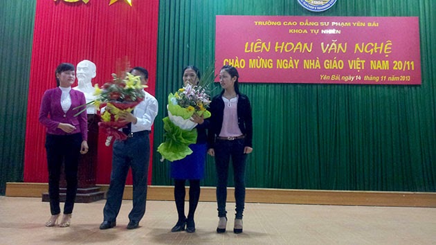 Khoa Tự nhiên tổ chức Liên hoan văn nghệ chào mừng chào mừng ngày Nhà giáo Việt Nam 20/11