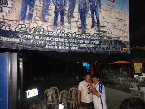 Los Hornos Del Pariente, Xicotepec de Juárez - Poza Rica de Hidalgo 13, Las Granjas, Poza Rica, Ver., México, Restaurante | VER