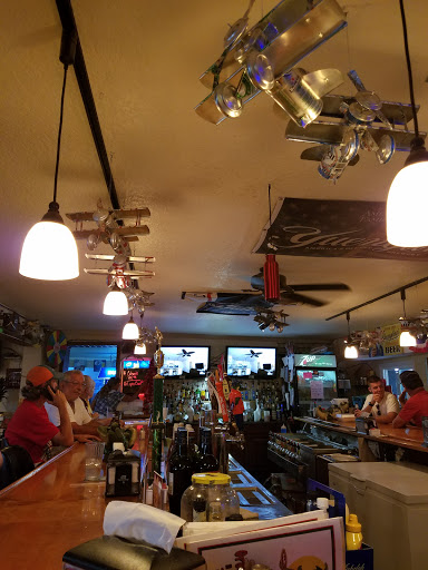 Bar & Grill «Grumpy Gators Bar & Grill», reviews and photos, 4828 S Suncoast Blvd, Homosassa, FL 34446, USA
