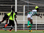 But du DCMP de la RD Congo (vert-blanc) contre Lydia Ludic de Burundi (vert-noire) le 17/03/2013 au stade des Martyrs à Kinshasa,1-0 : en match aller des seizièmes de finale de la Coupe de la Confédération de la Caf. Radio Okapi/Ph. John Bompengo