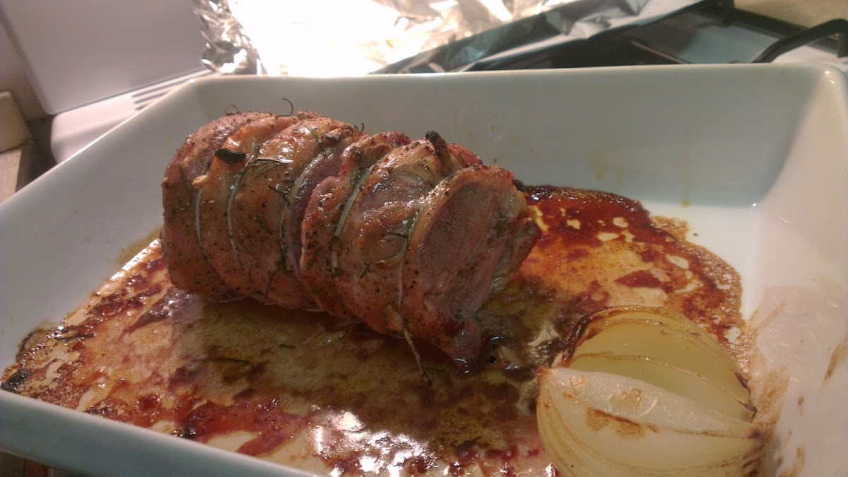 Roast Suffolk Lamb Leg with Red Wine Reduction