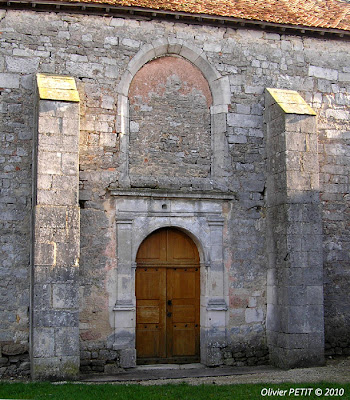 AUTREVILLE (88) - L'église paroissiale Saint-Brice (Extérieur)