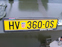 foto : registarska pločica na borbenom vozilu Hrvatske vojske