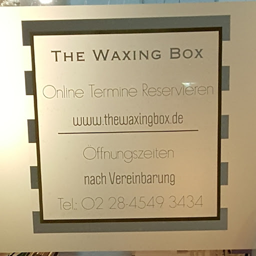 The Waxing Box logo
