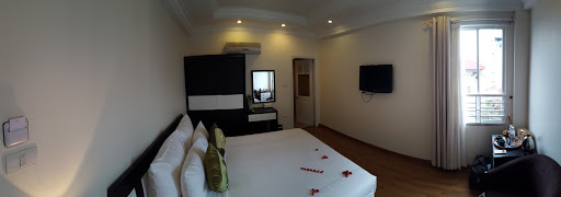 Serenity Villa Hotel