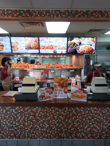 Chicken Restaurant «Popeyes Louisiana Kitchen», reviews and photos, 5581 Warrensville Center Rd, Maple Heights, OH 44137, USA
