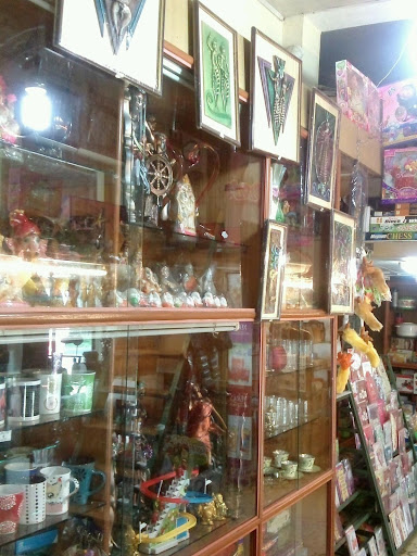 Four Concept, 2 No. Bazar Diagonal Rd, B7, Block B, Kolkata, West Bengal 741235, India, Souvenir_Shop, state WB