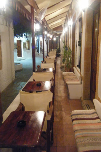Yannis Bar