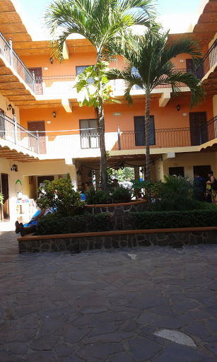 Casa Margarita Hotel, Av. Sol Nuevo 12, 63727 Rincón de Guayabitos, Nay., México, Motel | NAY